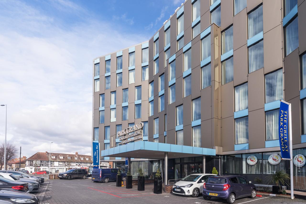 Park Grand Heathrow Hotel Hounslow Bagian luar foto